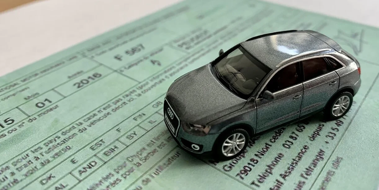 Autoverzekering wordt duurder door hogere overheidstaks
